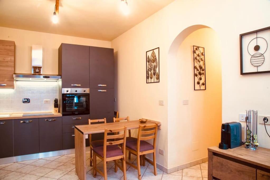 Relax Home,Nel Cuore Della Valle D'Aosta มองต์โจเวต ภายนอก รูปภาพ